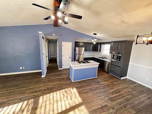 3rd image of 273 Williamsburg Dr