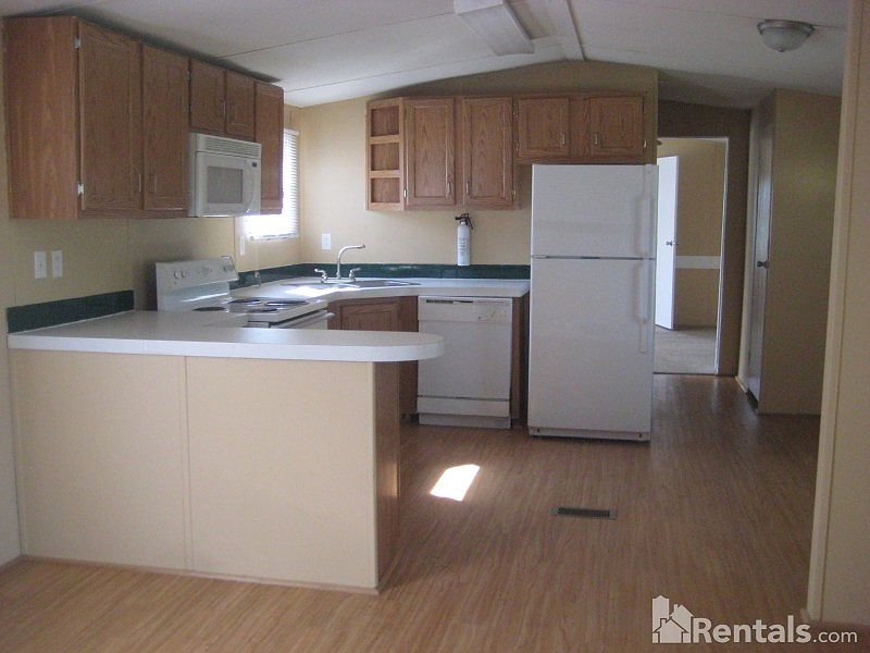 2nd image of 1805 Derrick Dr