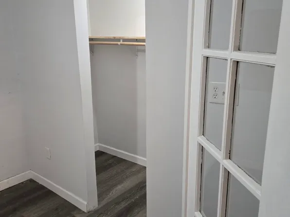 4009 N Taylor Ave, Saint Louis, MO 63115