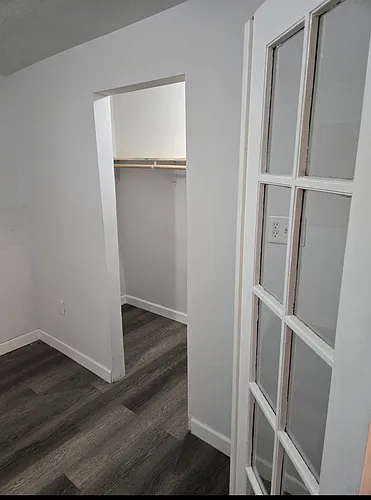 4009 N Taylor Ave Photo 1