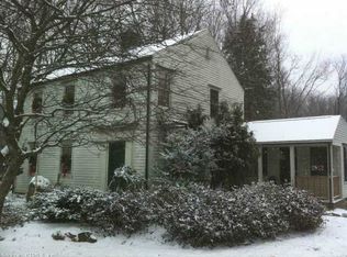 293 W Todd St, Hamden, CT 06518
