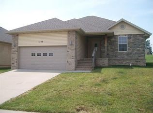 1258 E McClernon St, Springfield, MO 65803