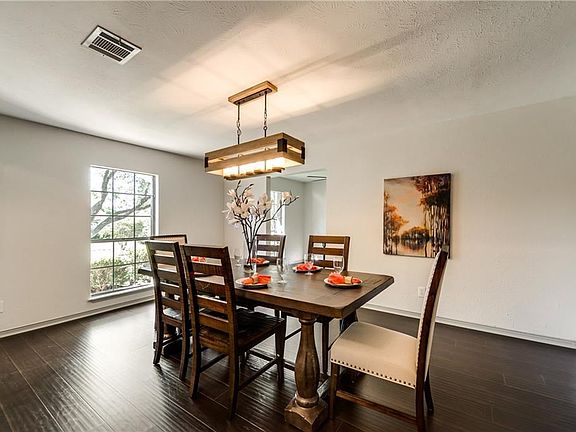 5th image of 2934 Dove Meadow Dr