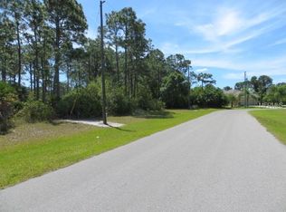 129 Hobo Rd, Rotonda West, FL 33947