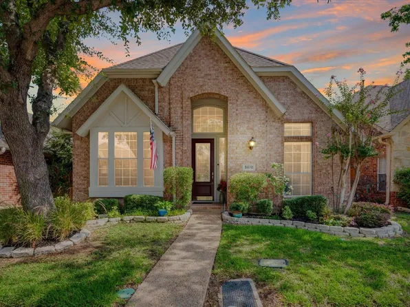 8610 Old Oak Dr, Irving, TX 75063
