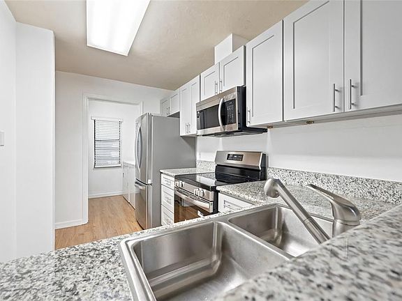 4th image of 3405 NW 52ND TERRACE