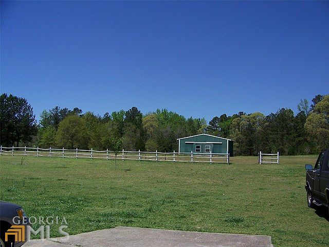 2nd image of 961 Costley Rd