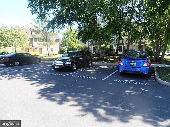 4th image of 2907 Tarnbrook Dr #A