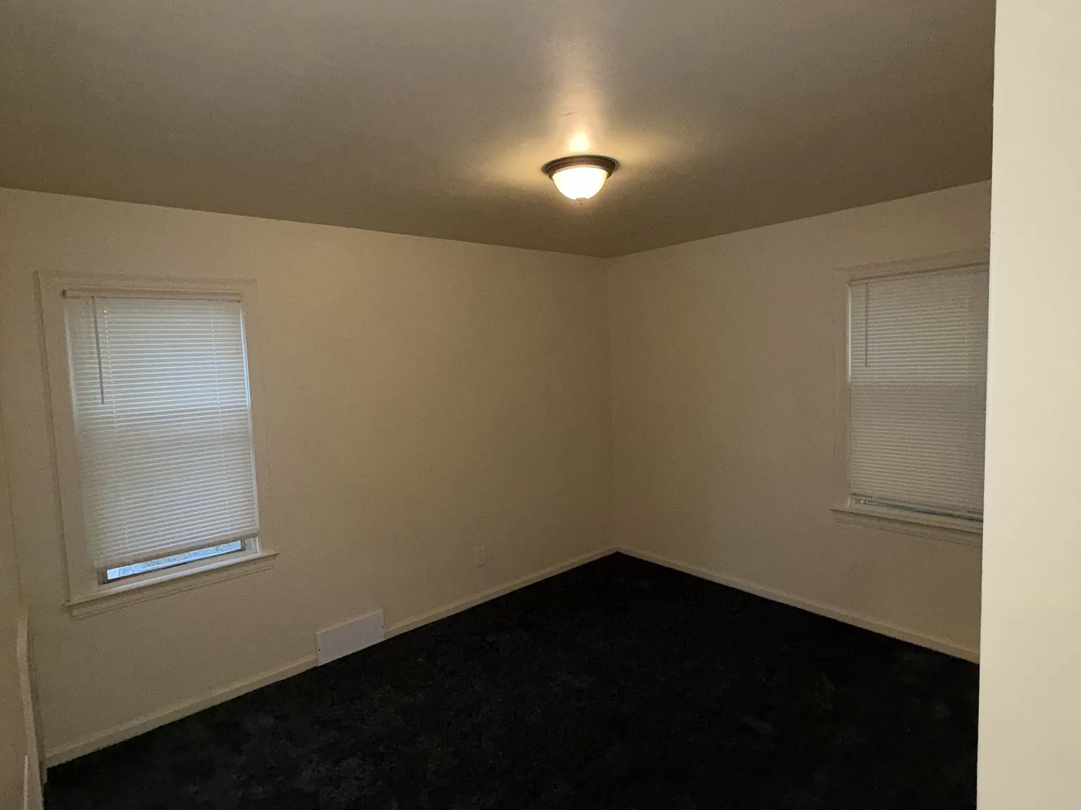 9384 Rutherford Street - 3 — Photo 3