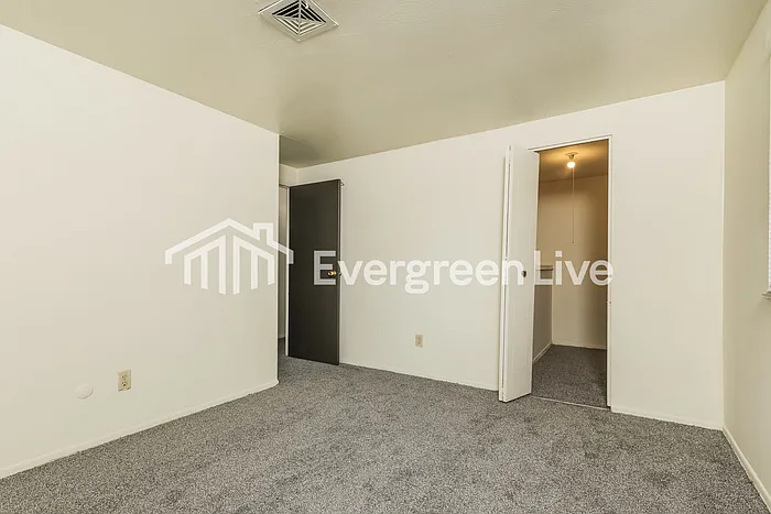 6291 Leawood Dr — Photo 13