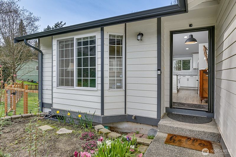 2nd image of 8618 74th Drive NE