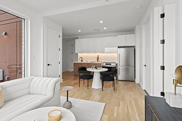 Rented by Reavis | media 2