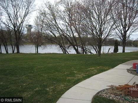 2nd image of 102 River Heights Dr NE