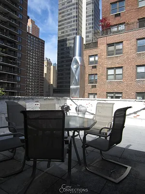 Rented by City Connections Realty | media 33