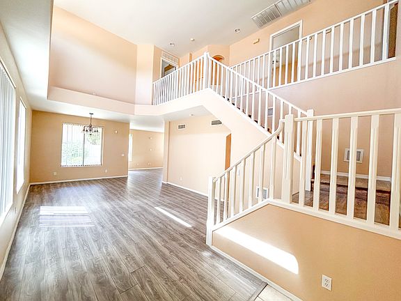 Entry way room