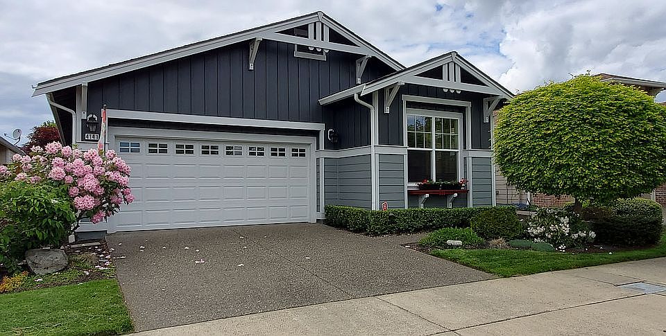 1st image of 4141 Vashon Dr NE