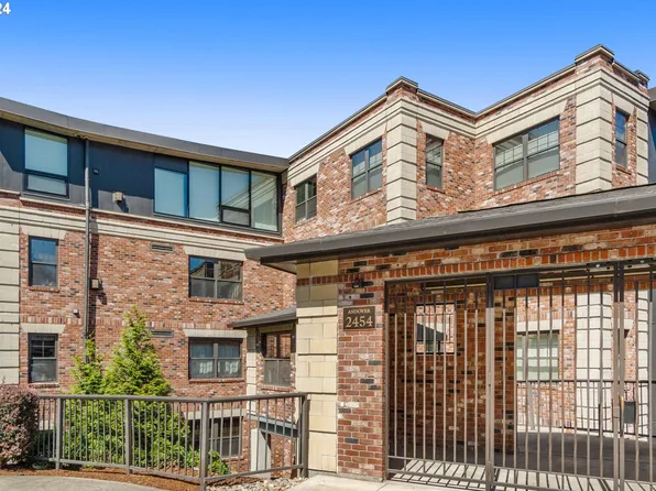 2454 NW Westover Rd Unit 104, Portland, OR 97210