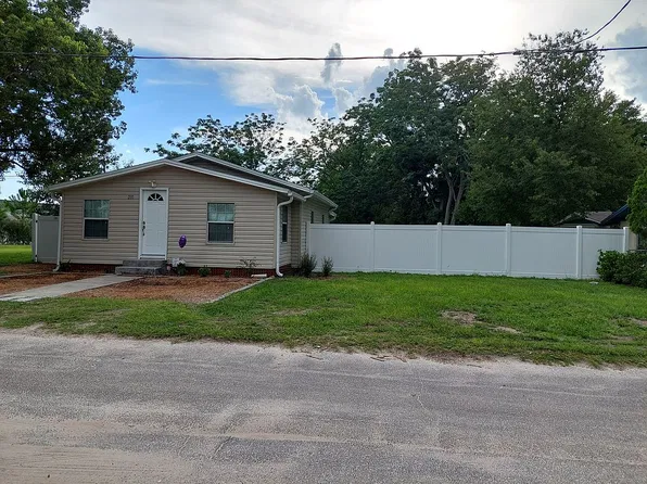 210 S Pollard St, Oakland, FL 34760