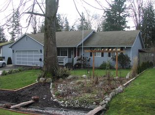 1418 Graham Dr, Camano Island, WA 98282