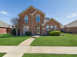 2710 Winterberry Dr, Rowlett, TX