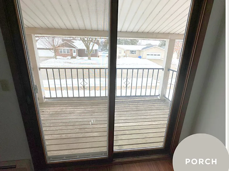 2119 Floyd Ave — Photo 3