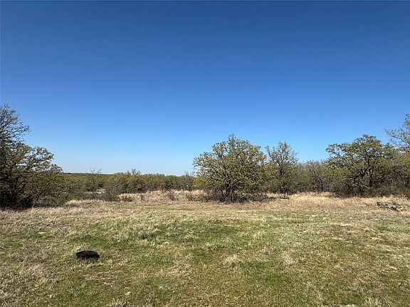 4th image of 10.37 Smith Rd