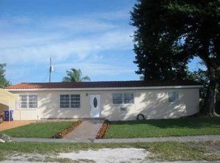 1061 NE 213th Ter, Miami, FL 33179