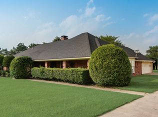 1959 Meadow Way, Terrell, TX 75160