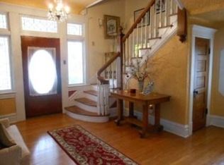 324 E Stoddard St, Dexter, MO 63841