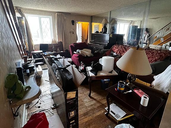 5th image of 7240 Lynford St
