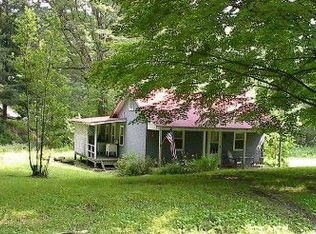 215 Rr 3, Grafton, WV 26354