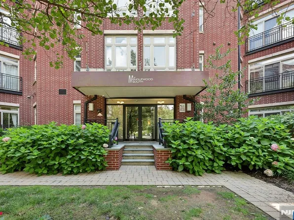 1125 Riverview Ave #125, Englewood, NJ 07631