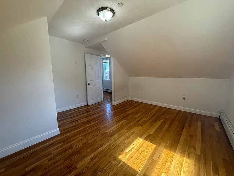 69 Beacon St #3 — Photo 6