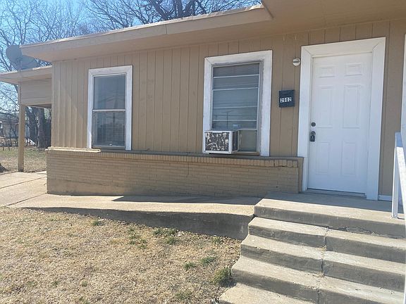 2nd image of 2902 Evans Ave