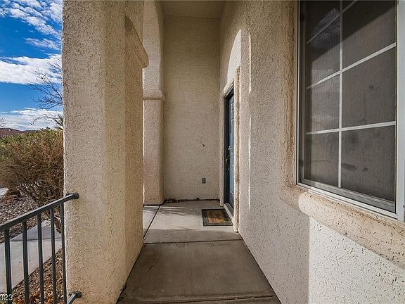 3rd image of 8709 Grazing Hill Ct
