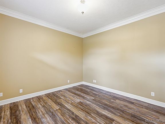 5th image of 9573 Lochworth Ct