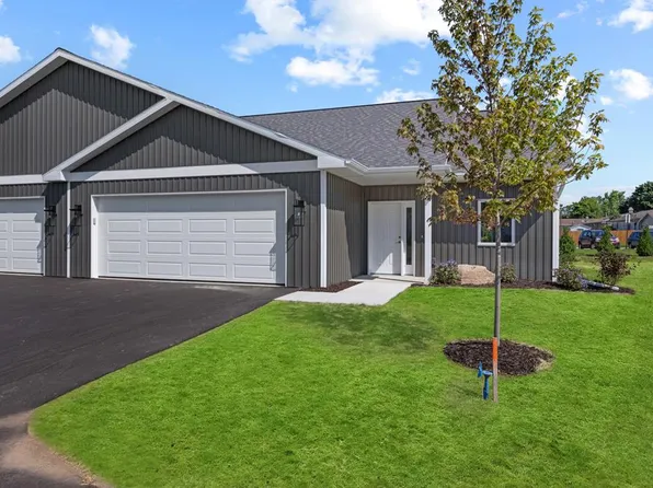 127 N 15th Dr #8, Sturgeon Bay, WI 54235