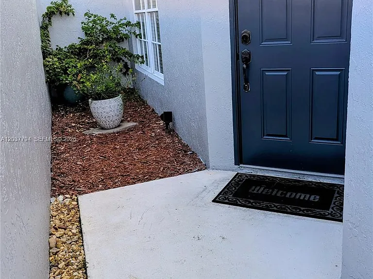 10180 Fanfare Dr — Photo 4
