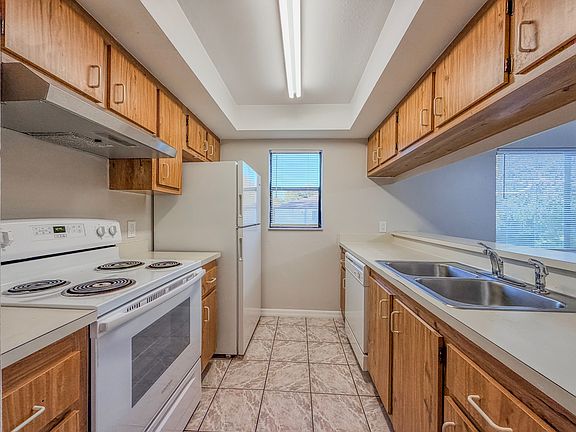 4th image of 4534 Sleepy Oak Ln #11514568