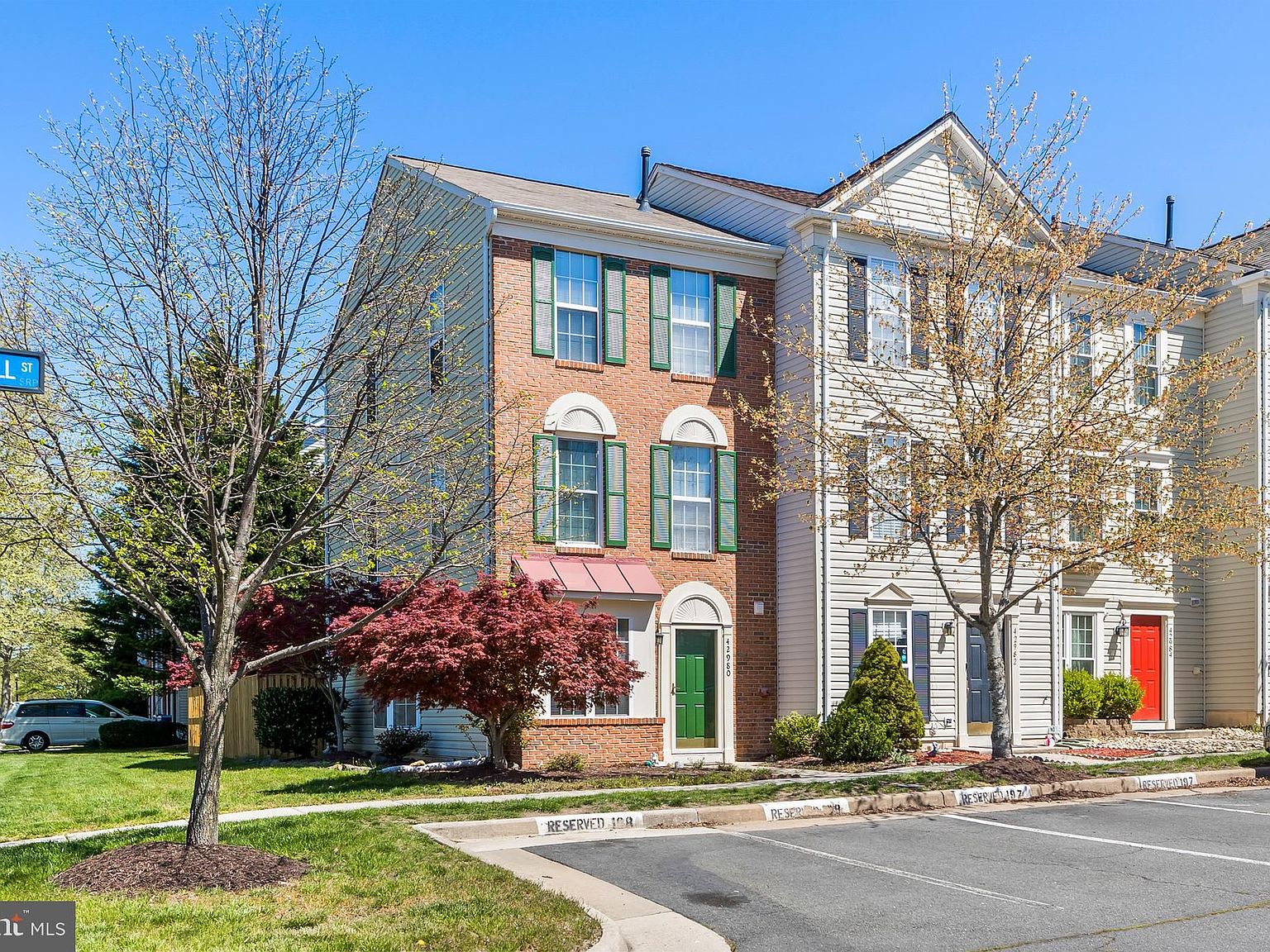 42980 Beachall St, Chantilly, VA 20152 Zillow
