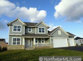 9513 Dunes Ln, Cottage Grove, MN 55016