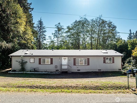 2nd image of 12611 NE Douglas Dr