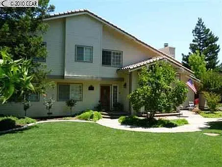 7930 Racoon Hollow Ct photo 1