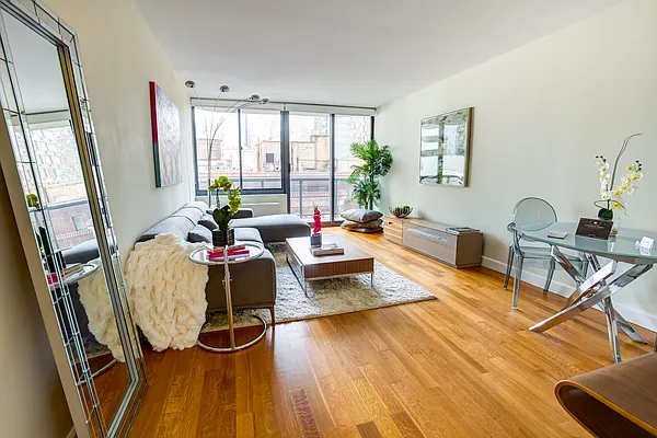 Rented by Stonehenge NYC LLC | media 5