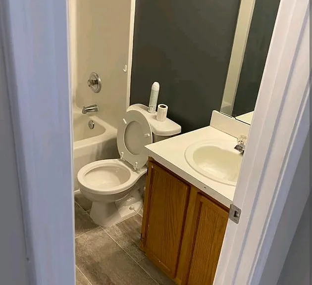 Quartz Dr — Photo 3