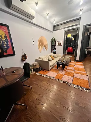 Rented by Nooklyn NYC LLC | media 24
