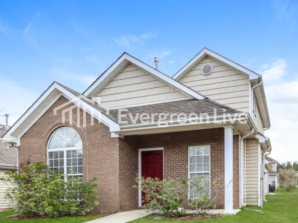 214 Village Dr, Calera, AL 35040