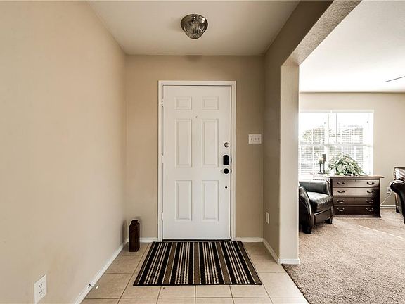 2nd image of 708 Redwing Dr