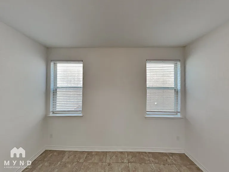 21535 Vista De Cristal — Photo 22