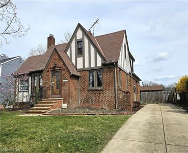 1267 Gordon Rd, Lyndhurst, OH, 44124
